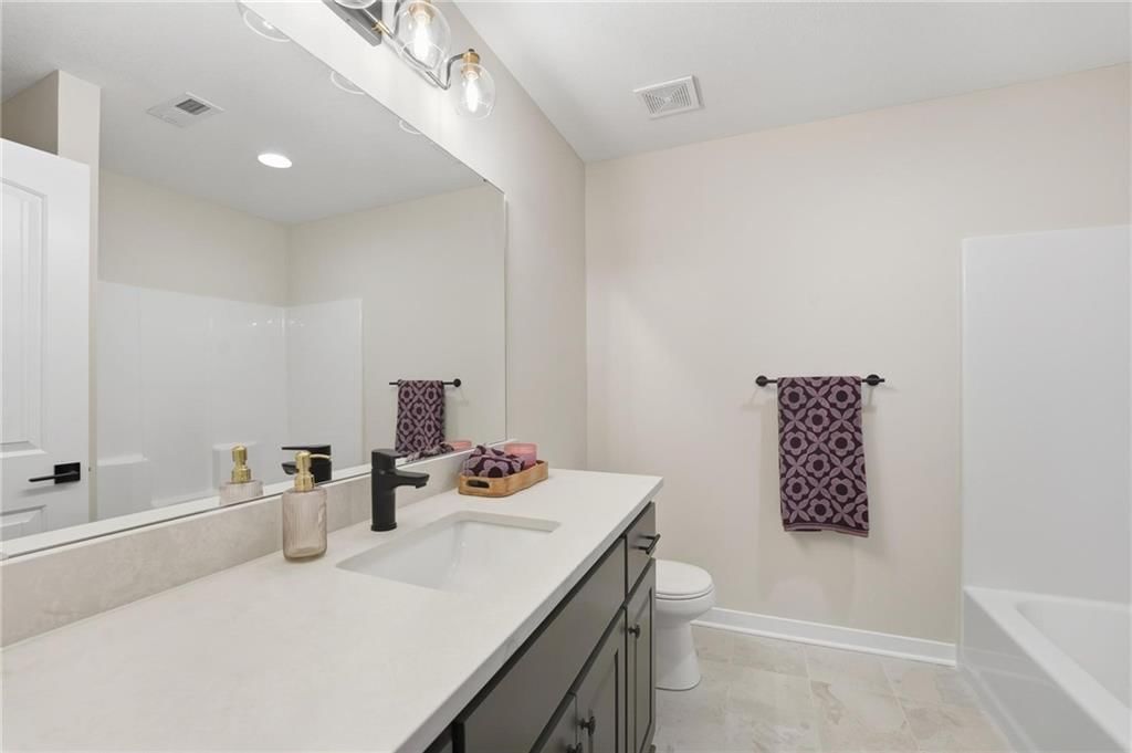 211 NW Orchard Court — photo 19