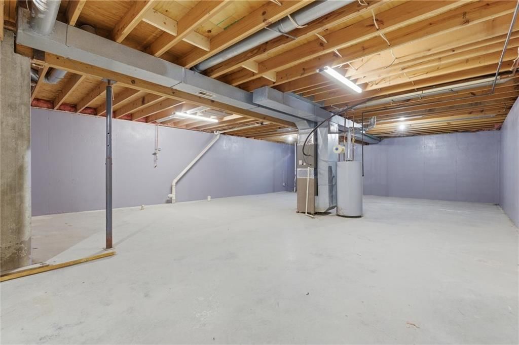 309 Wellington Street — photo 16