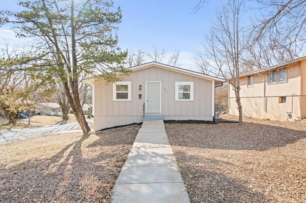 4027 E 45th Street, Kansas City, MO
