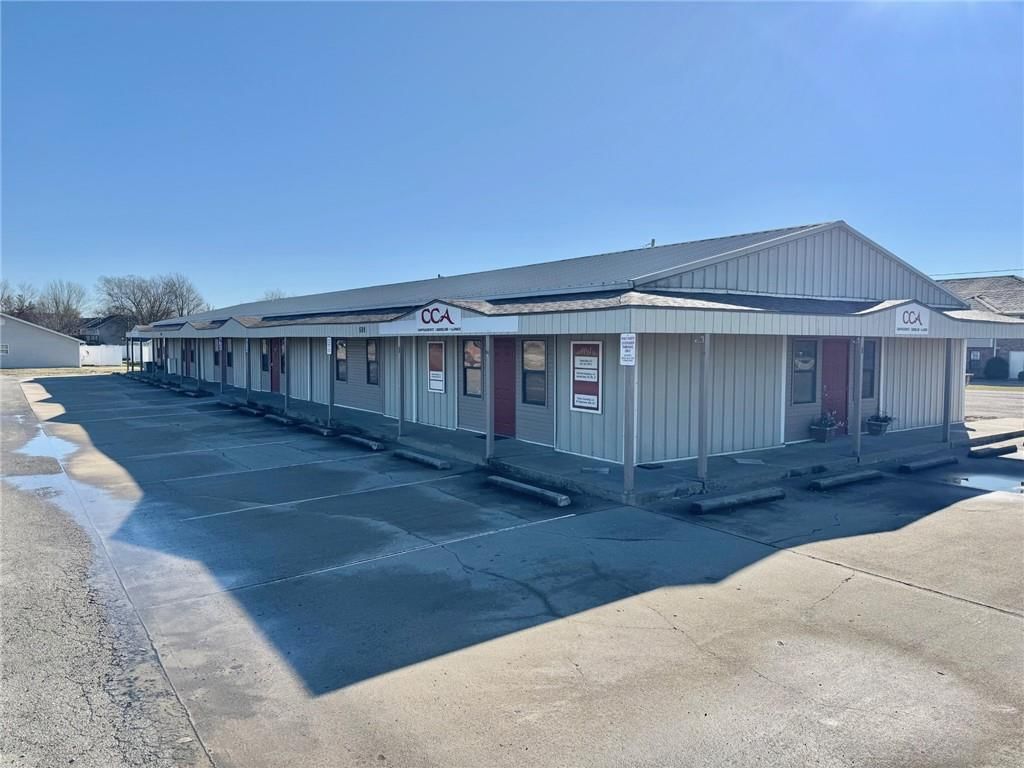 598 SE DD Highway — photo 1