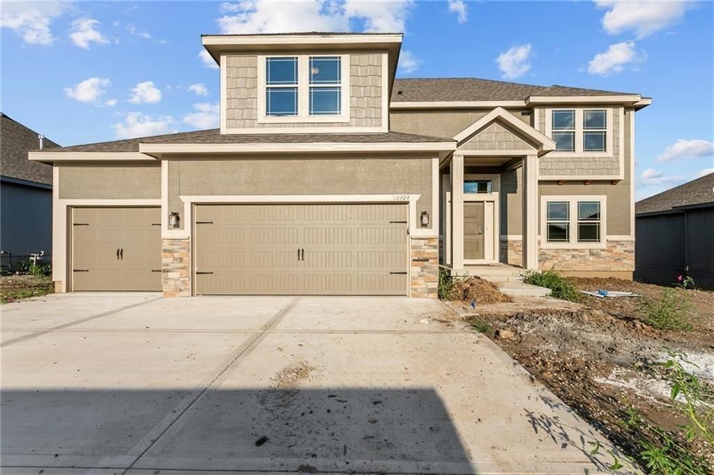 8894 N Monroe Avenue, Kansas City, MO