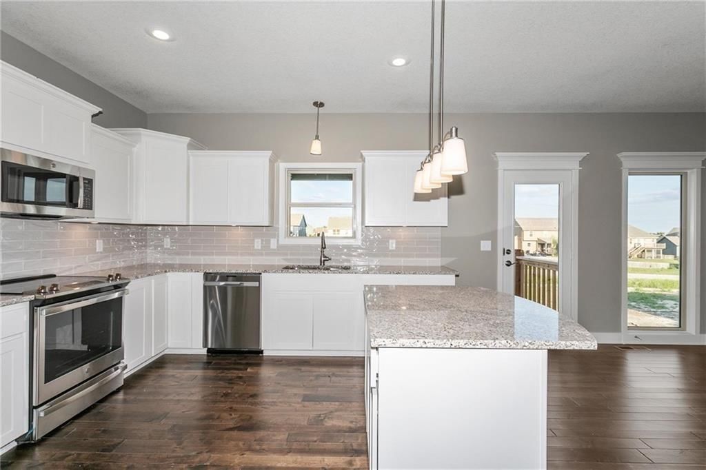 8894 N Monroe Avenue — photo 13