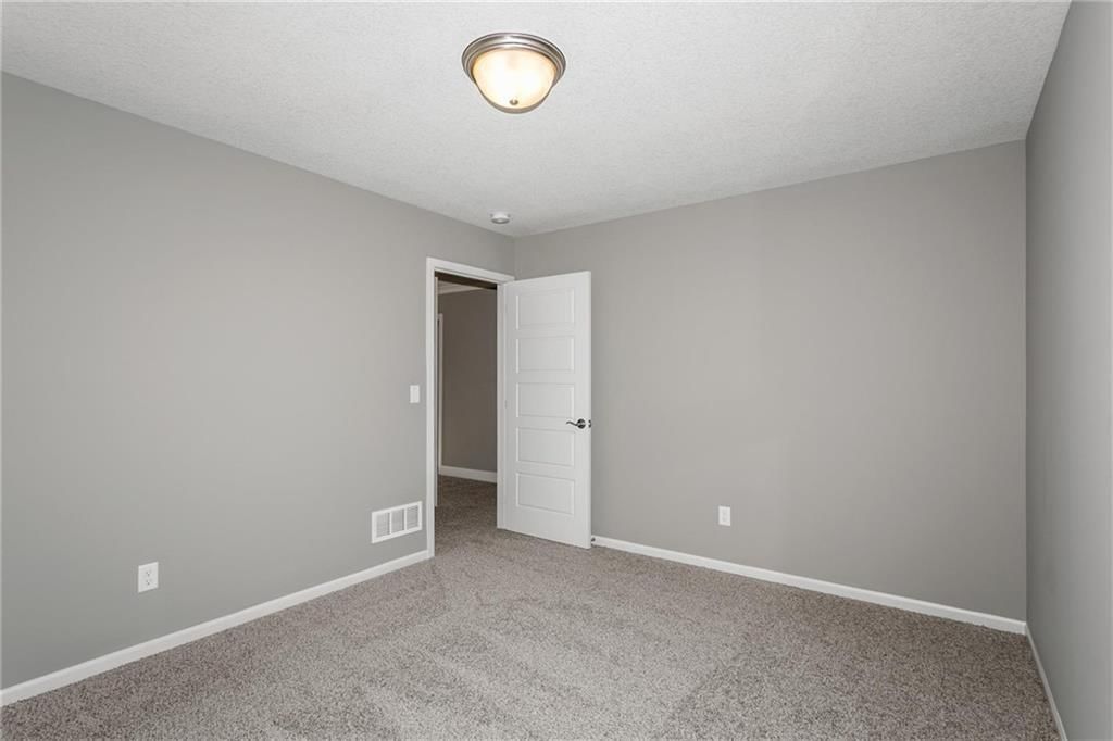 8894 N Monroe Avenue — photo 21