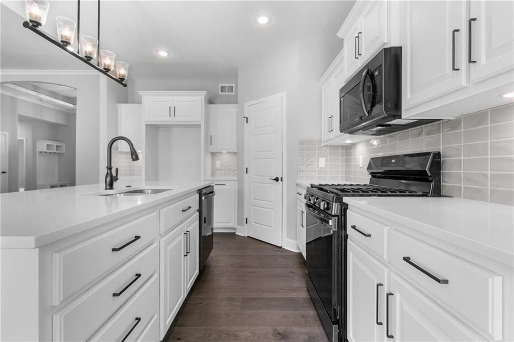 9427 N Belton Avenue — photo 15