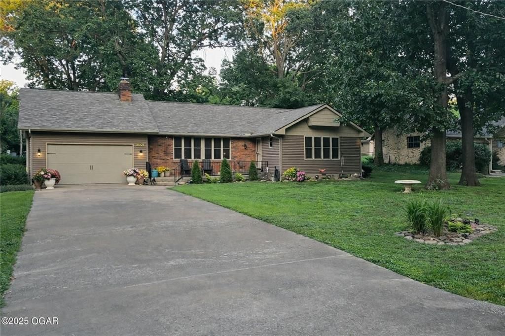 3050 Gaineswood Avenue, Baxter Springs