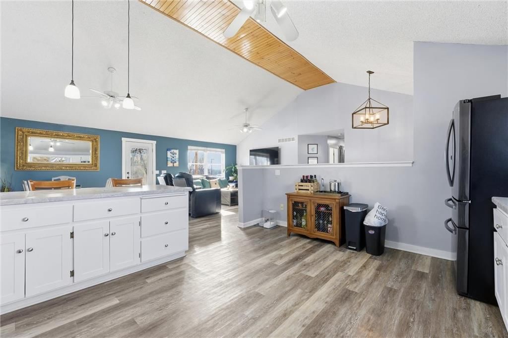 709 Feldspar Street — photo 14