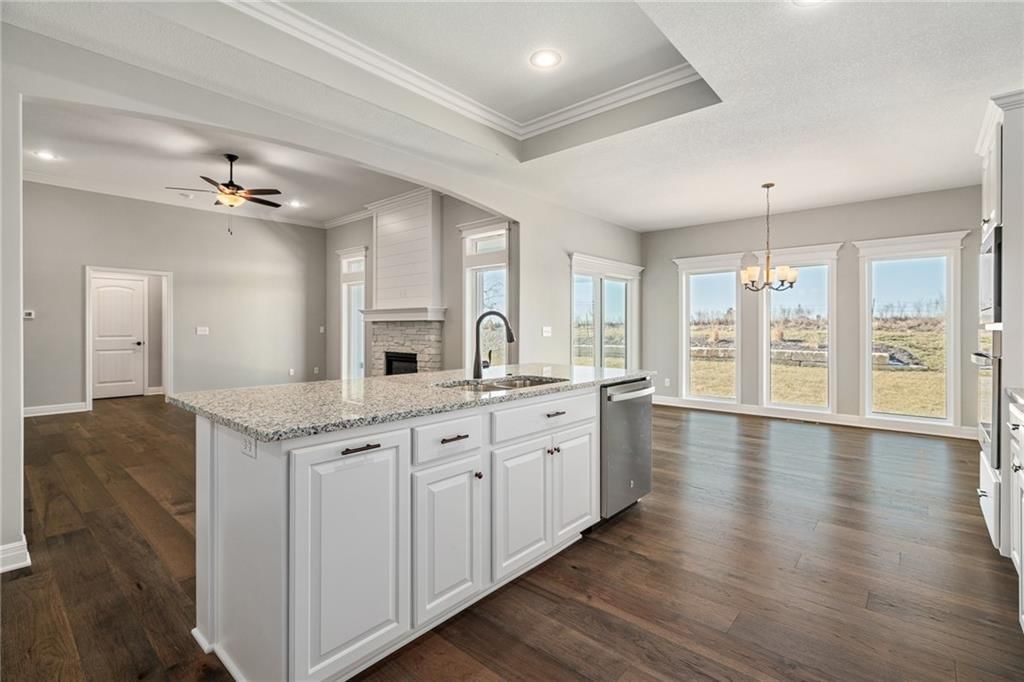 10216 N Winchester Avenue — photo 14