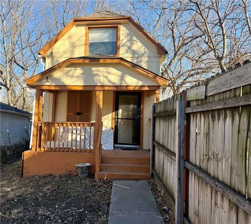 2335 Chelsea Avenue, Kansas City, MO