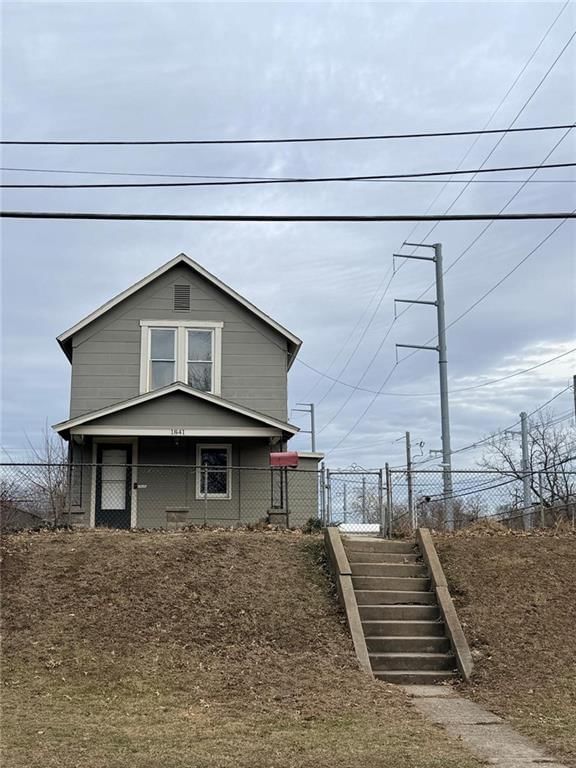 1841 S Valley Street, Kansas City, KS