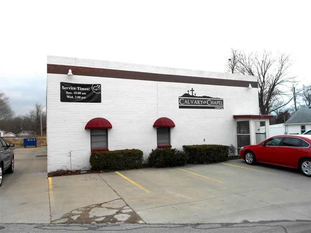 101 W Shrader Street — photo 1