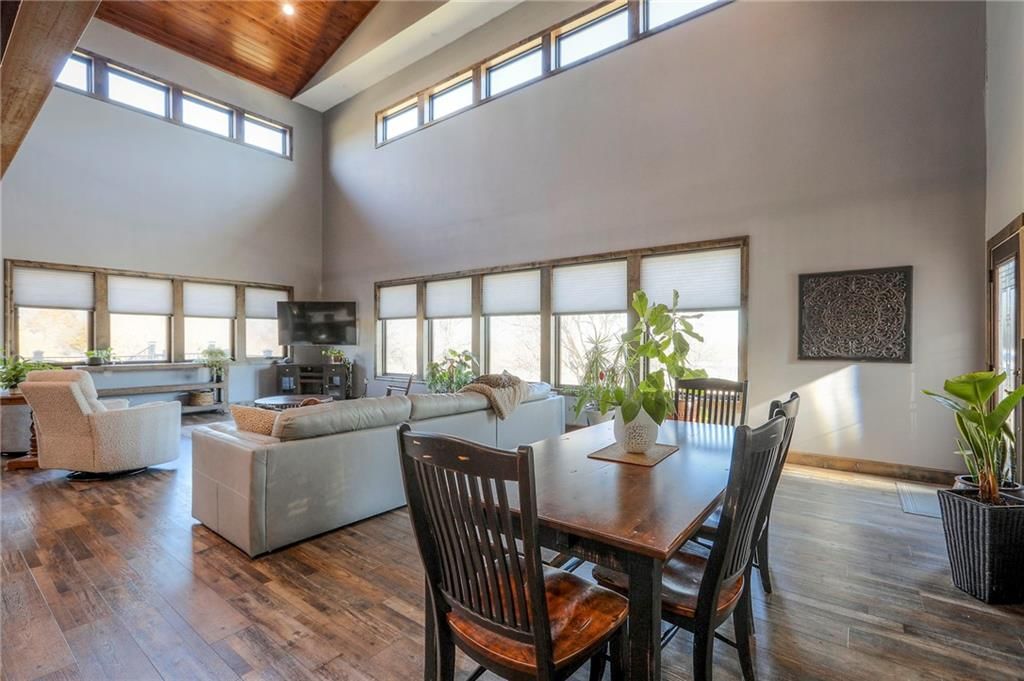 300 SE 30th Street — photo 4