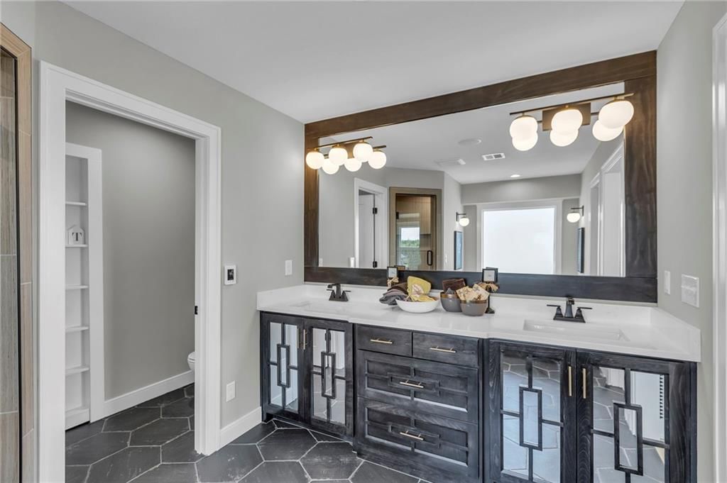 16335 S Norton Street — photo 29