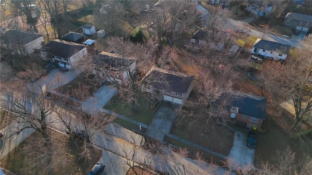 2908 NW Canterbury Road — photo 30