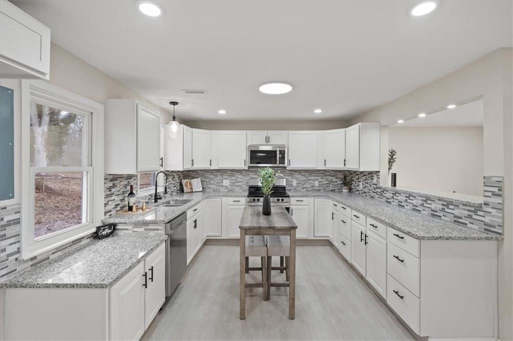 2606 Woodend Avenue, Kansas City, KS