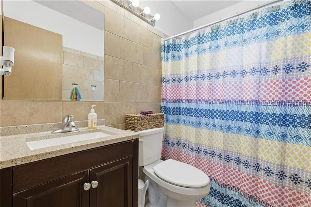 Photo 17 of 29 - 200 Eldorado Drive