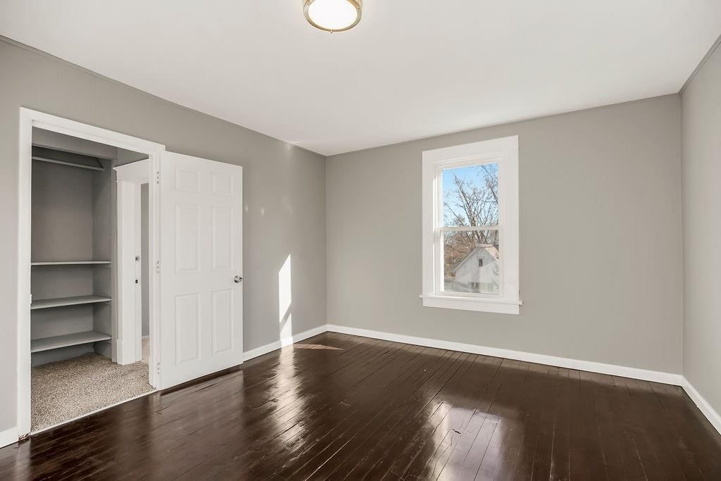 Photo 9 of 20 - 414 Quincy Avenue