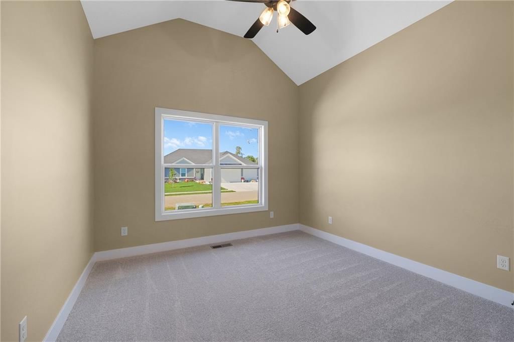 7920 SE Hoot Owl Street — photo 19