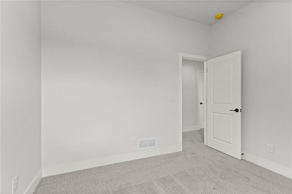 20702 Emerald Street — photo 23