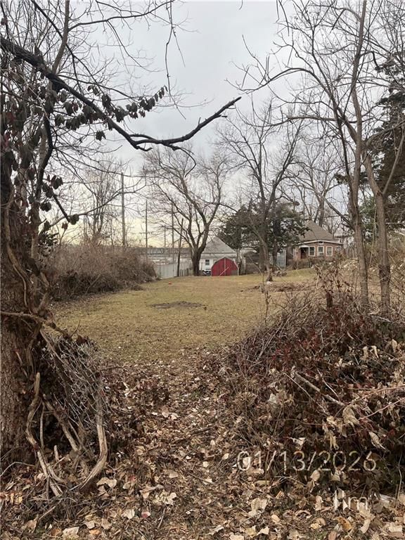 2325 Fairmount Avenue — photo 5