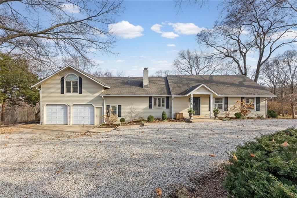 7725 Woodland Drive, Shawnee, KS