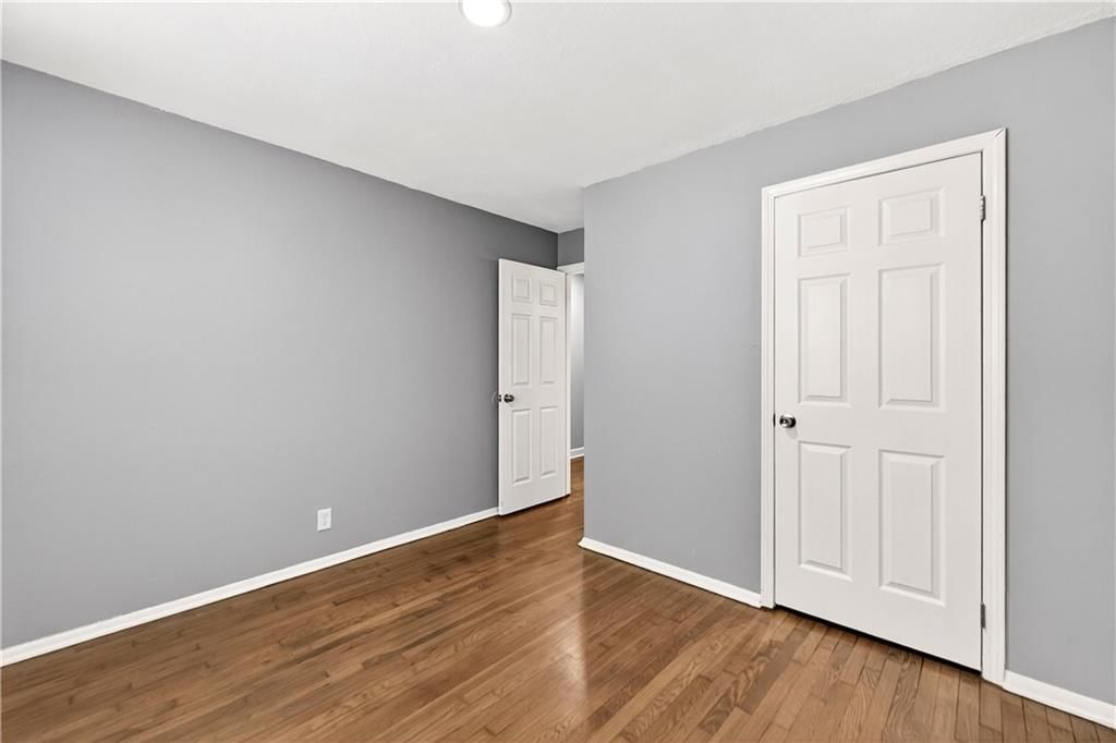 Photo 25 of 43 - 7409 E 51st Street