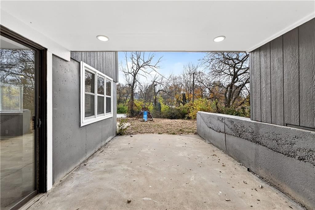Photo 36 of 43 - 7409 E 51st Street