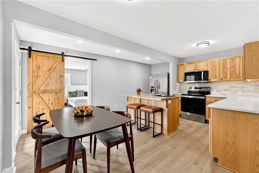 Photo 6 of 43 - 7409 E 51st Street
