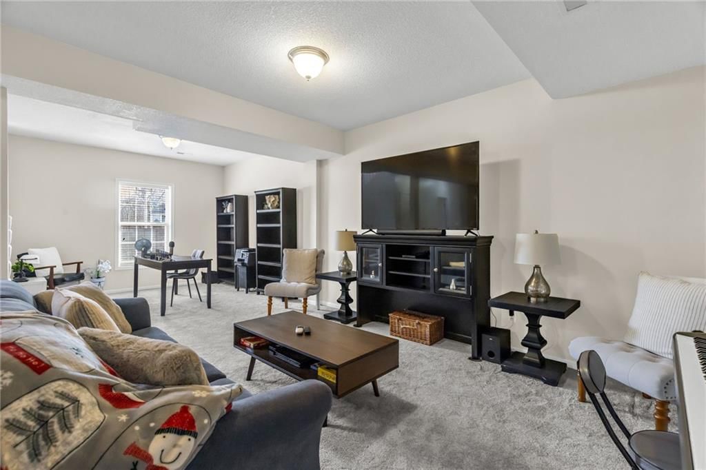 10916 N OXFORD Avenue — photo 19