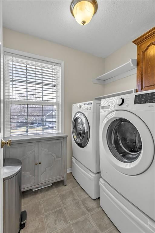 10916 N OXFORD Avenue — photo 10