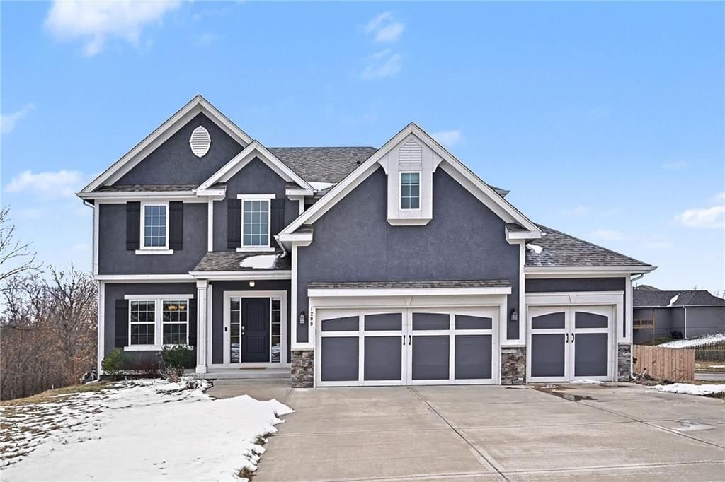 1200 Silverleaf Court, Liberty, MO
