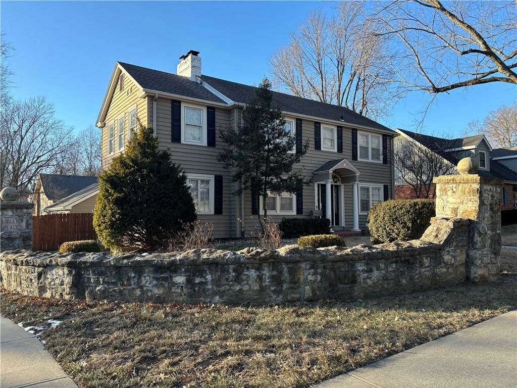 802 N Noyes Boulevard, St Joseph, MO