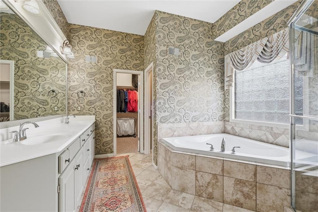 8813 W 160th Street — photo 15