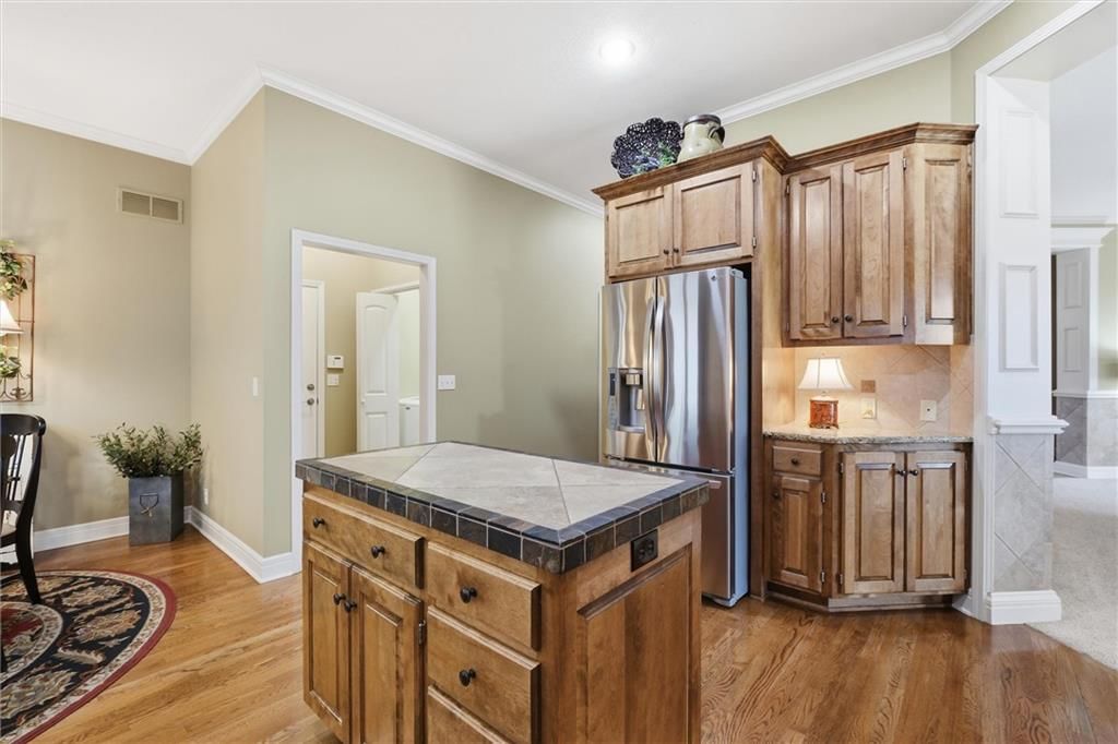 8813 W 160th Street — photo 35