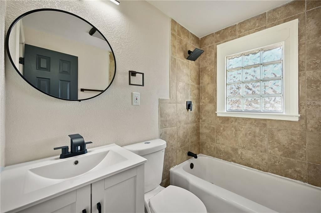 5611 N Walnut Street — photo 15