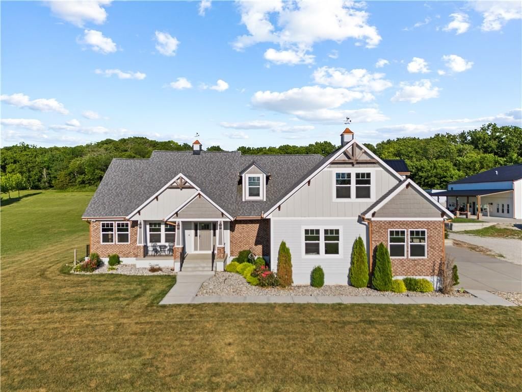 1703 SW Hawes Lane, Oak Grove, MO