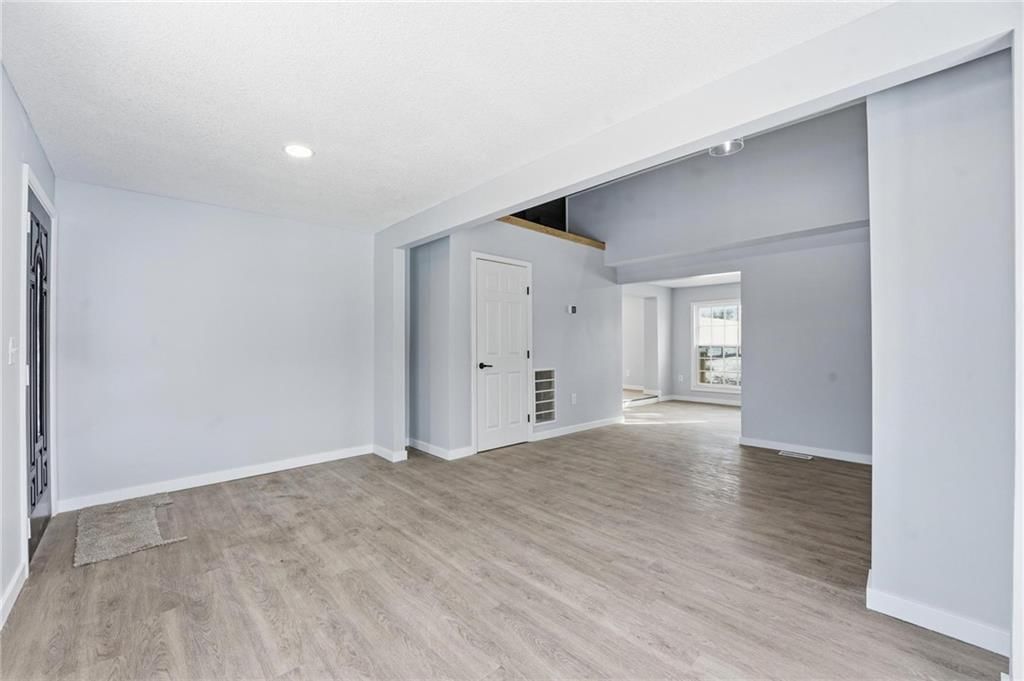 12007 E Alberta Street — photo 32
