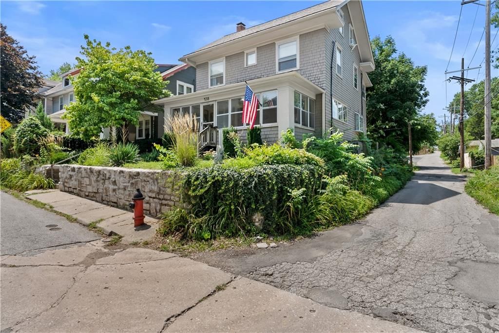 4218 Greenwood Place — photo 41