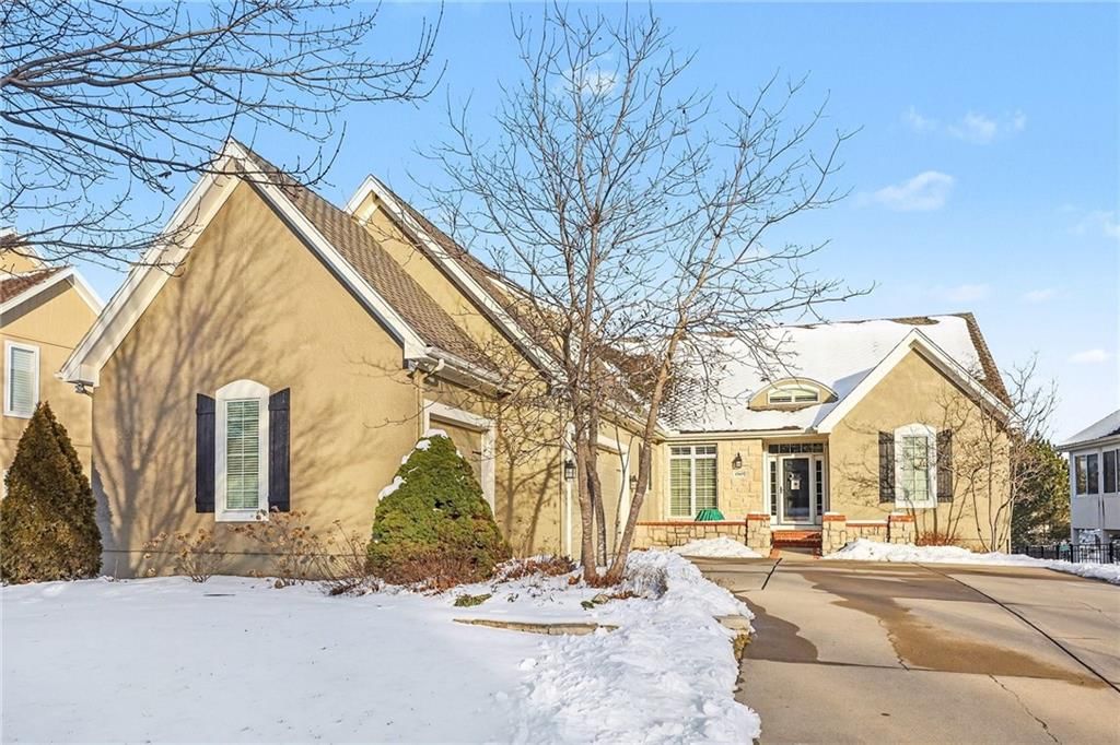 15605 Pawnee Street, Overland Park, KS