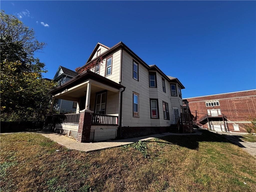 820 Tauromee Street — photo 2