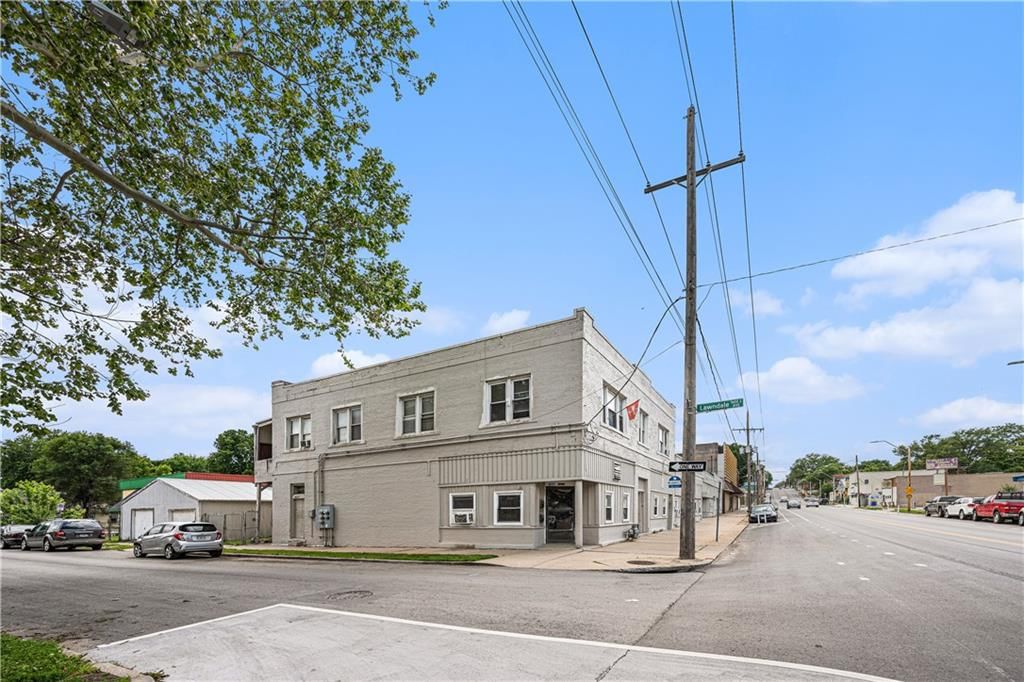 5705-5707 Saint John Avenue — photo 3