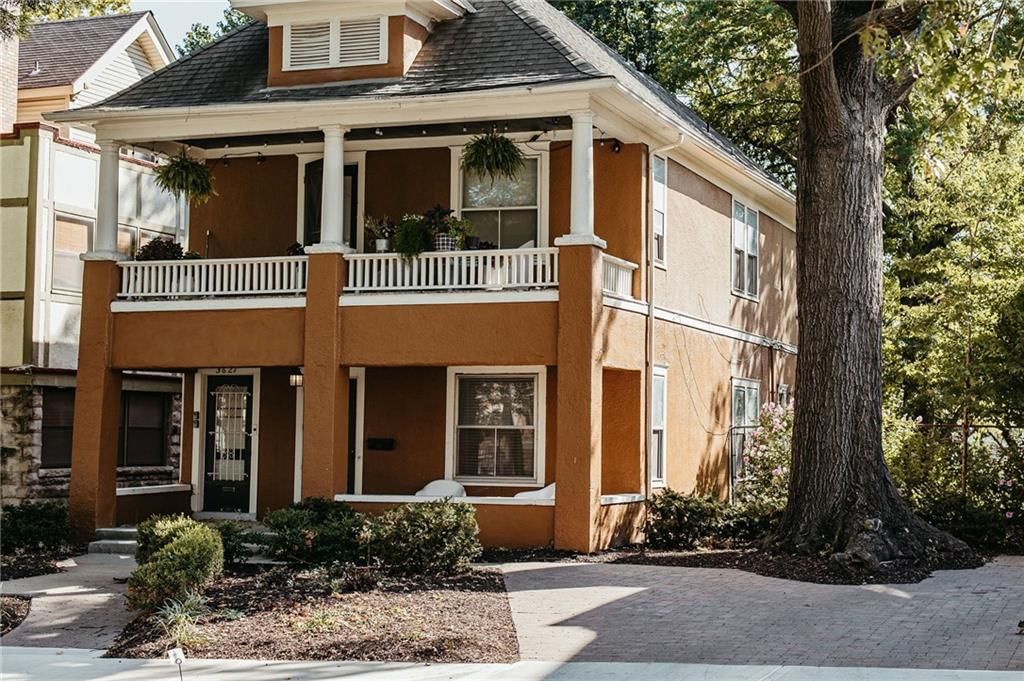 3621 CENTRAL Street, Kansas City, MO