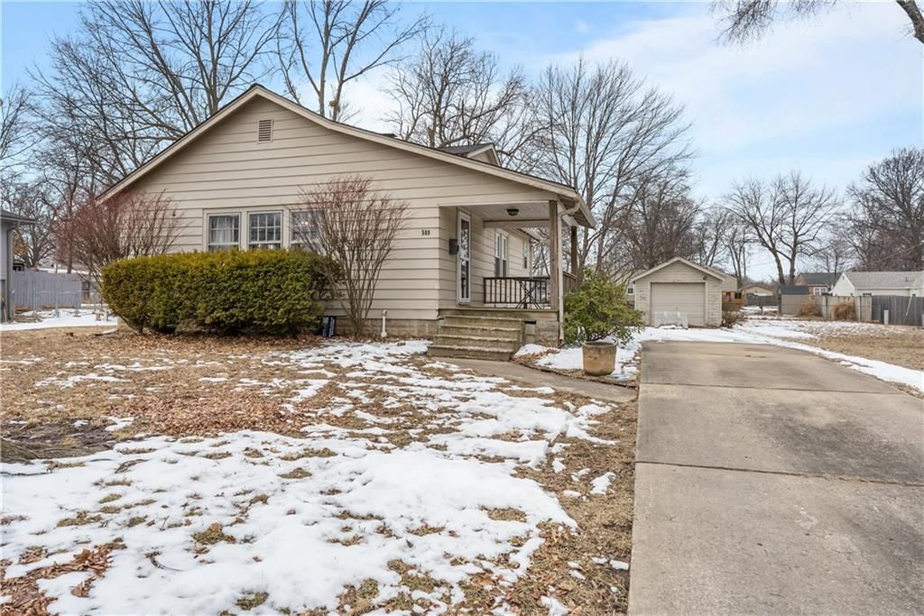 509 SW 15TH Street, Blue Springs, MO