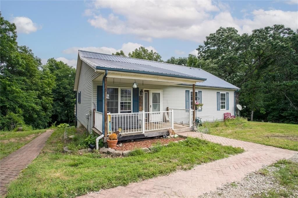 458 NE 200th Road, Knob Noster