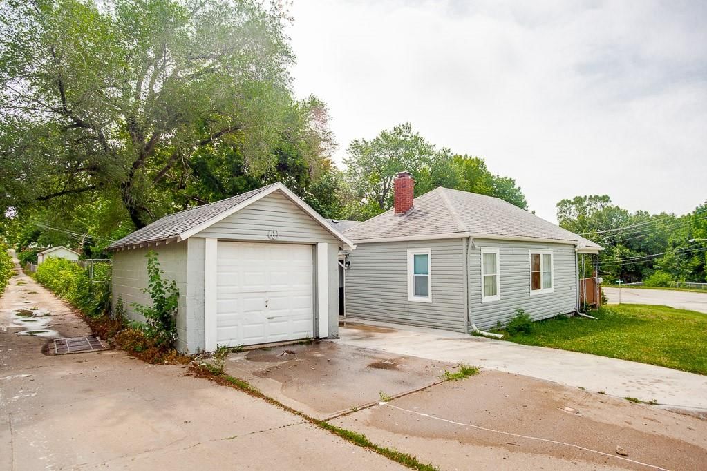 2660 Armstrong Avenue — photo 10