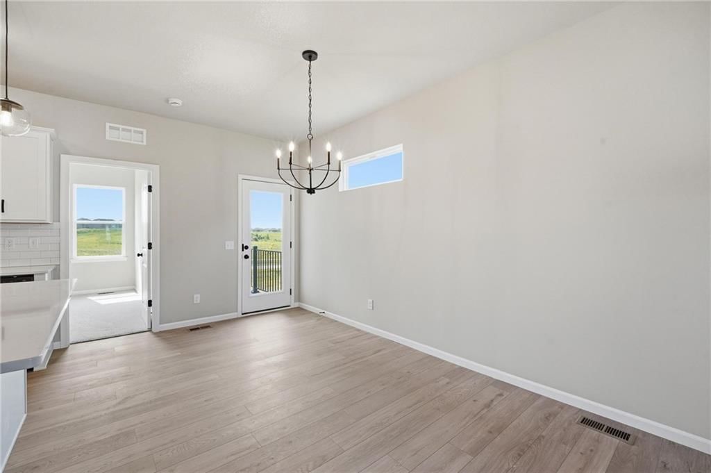 9637 N Colrain Avenue — photo 17