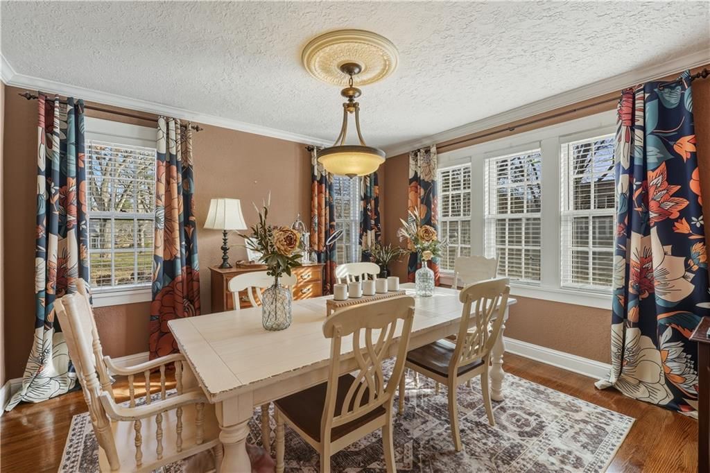 1303 Pembroke Lane — photo 19