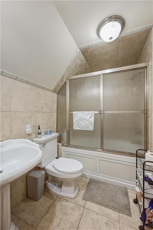 1303 Pembroke Lane — photo 31