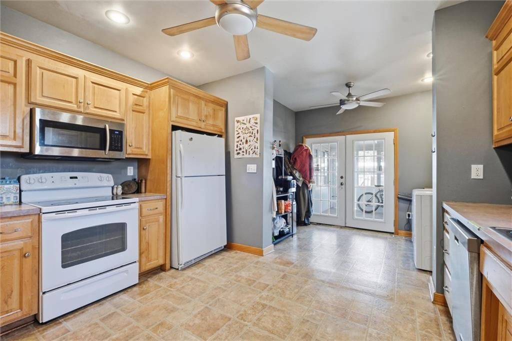 3800 Roanoke Road — photo 10