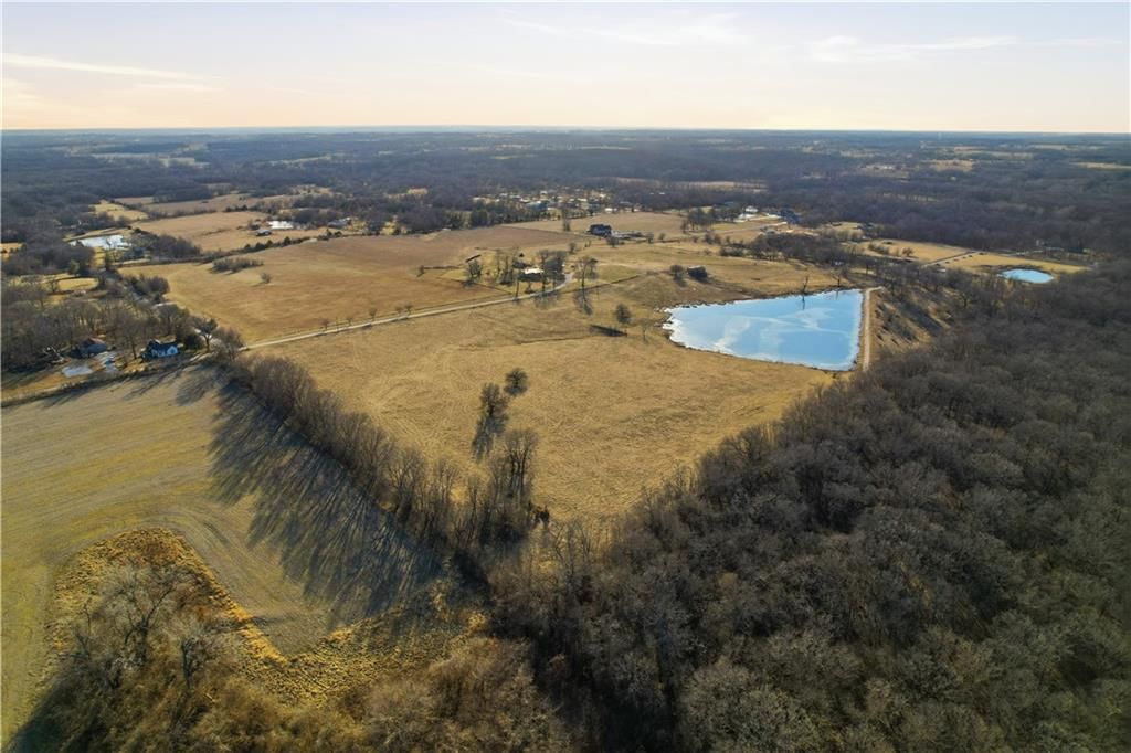 15106 S Stewart Road, Pleasant Hill, MO