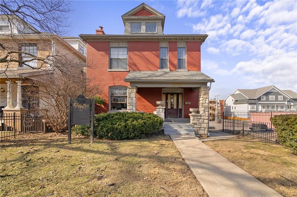 2538 Holmes Street, Kansas City, MO